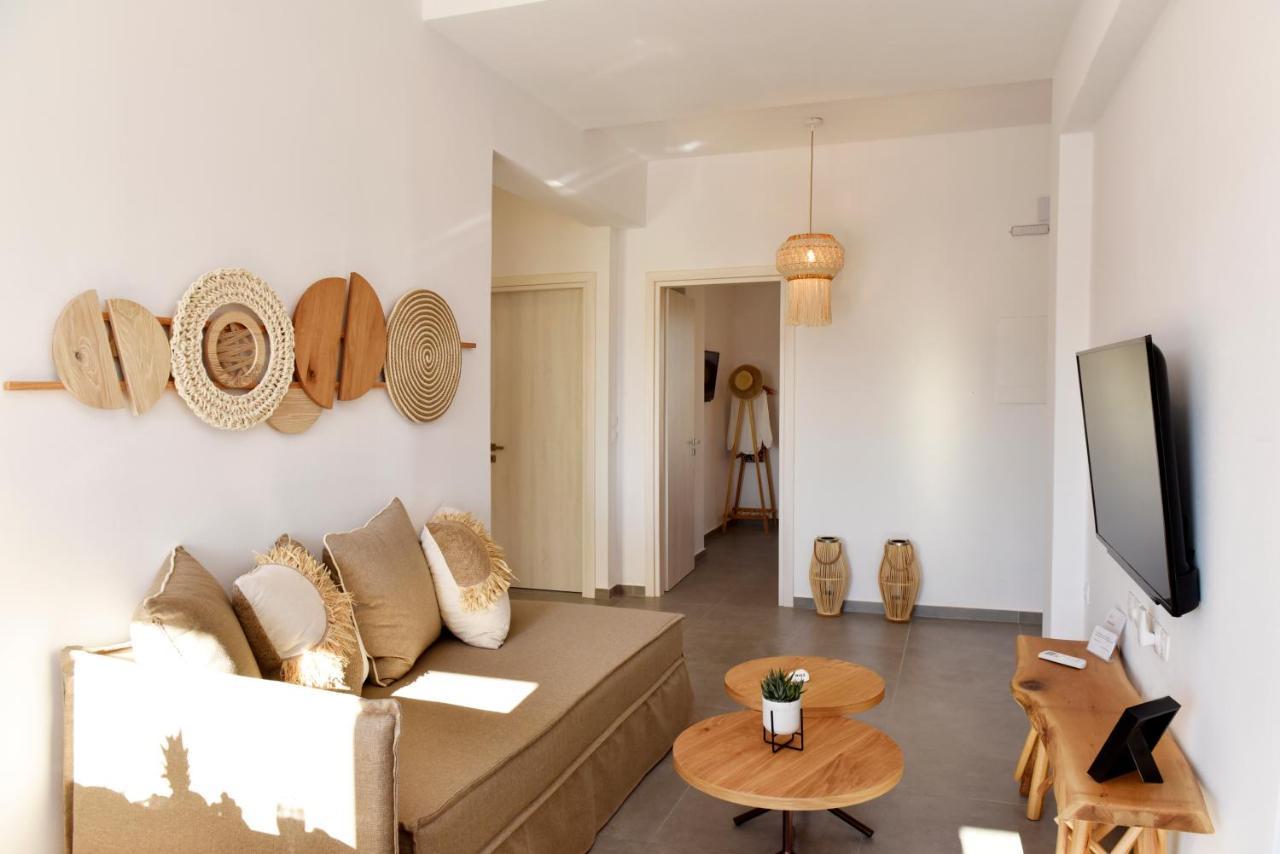 Kryni Deluxe Houses Αδάμας Εξωτερικό φωτογραφία